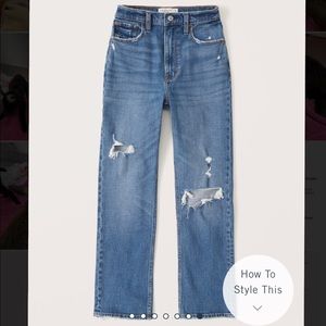 NWOT Abercrombie Ultra High Rise Ankle Straight Jean Medium